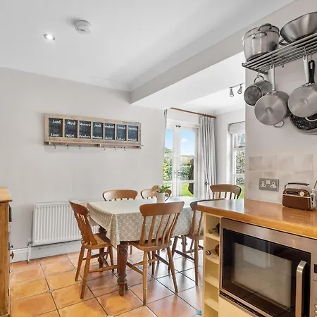 Hill House * クリフデン