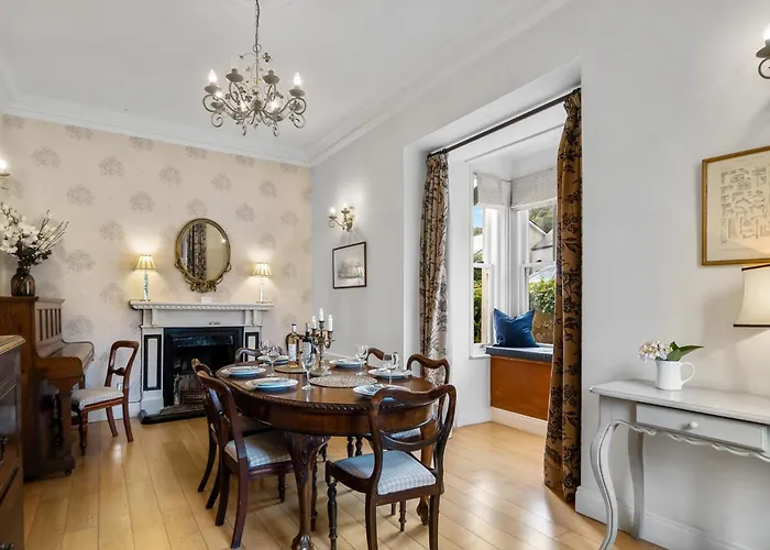 度假居 Hill House *